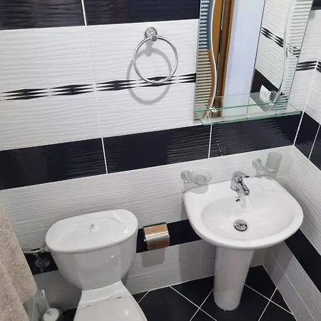 Besnik Brahimi Apartment Ksamil