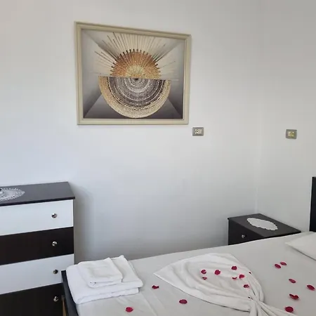 Besnik Brahimi * كساميل