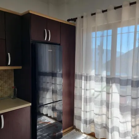 Besnik Brahimi * كساميل