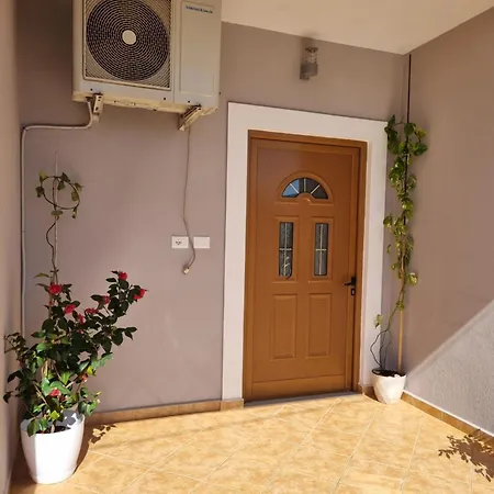 Apartment Besnik Brahimi