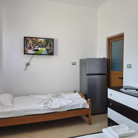 Apartment Besnik Brahimi Ksamil