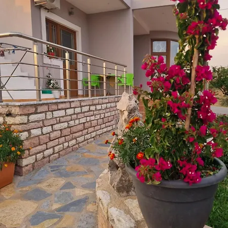 Besnik Brahimi Apartment *