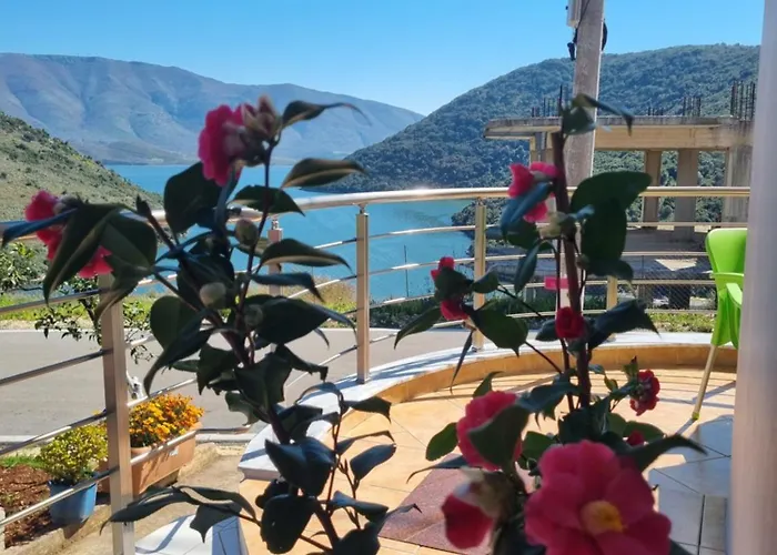 Besnik Brahimi * Ksamil